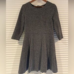 Banana Republic 3/4 sleeve tweed dress in size 8